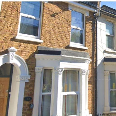 Modern 2 Bedroom Apartment In Peckham Лондон Екстериор снимка